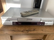 Magnetowid VHS Panasonic NV-Fj632EE - wysoki model, stereo  HI FI, PL menu