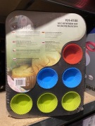 Kinghoff Forma do muffinek silikonowe wkladKH-4188