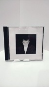 Peter Gabriel shaking the tree CD 