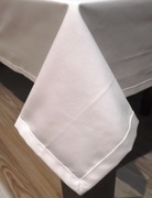 Biały gładki obrus na święta 120 x 160