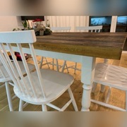 Duży stół drewniany w stylu rustykalnym 8- osobowy