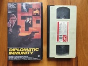 Dyplomatyczny przywilej - dystr. szemrany (Video One Entertainment)
