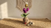 UROCZY SZYDEŁKOWY KWIATEK w wazonie z twarzą AMIGURUMI RĘKODZIEŁO Prezent