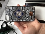 Etui na IPhona z kolekcji Richmond&Finch.