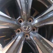 Lexus 18"