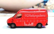 Siku, Mercedes Benz Ambulans, 0804-0805