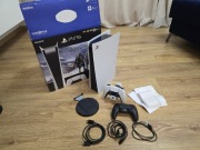 PS5 Digital Edition + 2 Pady, ładowarka, pełen komplet, stan bdb!