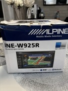 Alpine INE-W925R