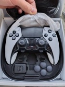 DualSense Edge pad pro do PS5 używany przez miesiąc etui akcesoria brak wad