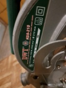 Ukośnica DWT KGS 210 – Precyzja i Moc dla Twojego Warsztatu