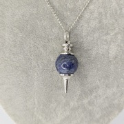 Lapis lazuli naturalny minerał naszyjnik wahadełko energetyczne