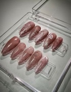 Paznokcie własnoręcznie robione 