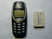Telefon Nokia 3310 stan dobry brak klapki bateri ładuje uszkodzony włącznik