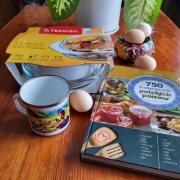 Zestaw naczynie żaroodporne 2.9 L Termisil oraz książka kucharska + gratis