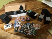 Cube draft MTG singleton zestaw z dodatkowymi kartami i oporządzeniem. 