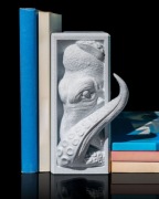 Mityczny Chwyt Cthulhu! - Podpórka „Strażnik Zaginionej Biblioteki”