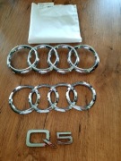 Oryginalne znaczki audi Q5