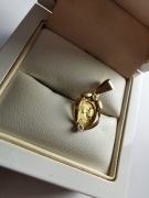 Piękna złota zawieszka PR750 z Hiszpanii ok 50lat