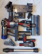 Odkurzacz Dyson V8 z osprzętem oraz dwoma sprawnymi akumulatorami