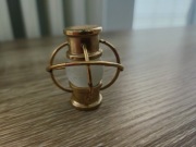 Kultowa vintage mosiężna lampa żeglarska do domku dla lalek Niemcy, lata 60