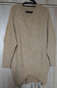 Beżowy sweter asymetryczny miękki miś nietoperz L/40