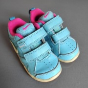 Buty dziecięce Nike rozmiar 21