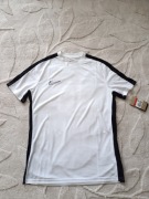 Koszulka sportowa Nike rozmiar L nowa z metką 