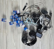 Zestaw elektroniki uszkodzonej kable słuchawki Razer żarówki elektro złom