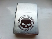 Zapalniczka Benzynowa Zippo Harley Davidson Custom V Twin Sokół Indian