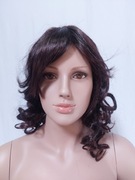 Peruka damska z włosów syntetycznych przypominających wlosy naturalne 