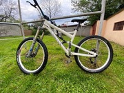Rower enduro canyon torque es f8