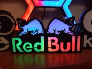 Podświetlany LED znak 3D Red Bull – Dekoracja / Lampka RGB