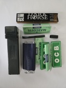 Maszynki do nabijania papierosów, dwie sztuki, bibułki