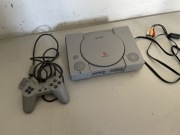 SONY PS1 9002 konsola 