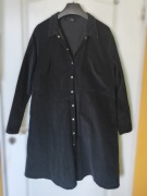 Sukienka / płaszcz z cienkiego sztruksu, czarna 44