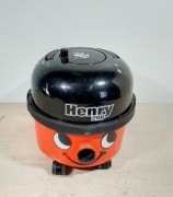 Odkurzacz NUMATIC HENRY XL HVR 200-11, ODKURZACZ NA SUCHO 9L 620W