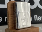 Zapalniczka Zippo 1995, Canada, Maple Leaf, High Polish Chrome