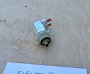 Elektrozawór zasobnika soli zmywarka Electrolux