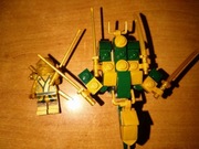 LEGO minifigures njo073 Ninjago Lloyd (Golden Ninja) - The Final Battle