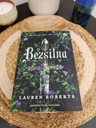 Książka Bezsilna Lauren Roberts 