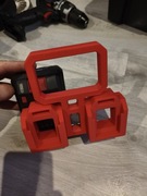 Sprzedam czerwony uchwyt na 4 akumulatory parkaide 20v 