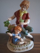 Figurka z porcelany ,Synek z Tatą 