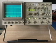 Oscyloskop analogowy Tektronix 2245A 4x100 MHz kalibrowany