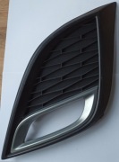 MAZDA 3 II ATRAPA ZDERZAKA POD HALOGEN - LEWA