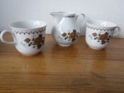 Filiżanki i mlecznik vintage  Henneberg wzór róża ZOBACZ 
