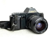 Aparat analogowy Canon T70 35mm Canon FD i obiektyw Exakta 35-70