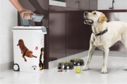 Curver love pets Pojemnik na karmę biały szary 20kg 54l