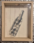 Drewniany pojemnik dekoracyjny z szybą – na korki po winie 