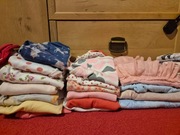 Ubranka dla dziewczynki rozmiar około 74