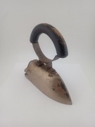 Stare małe żelazko 